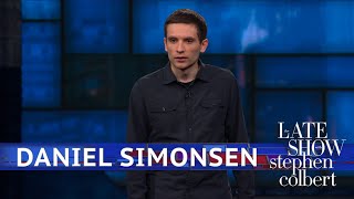 Daniel Simonsen Performs StandUp