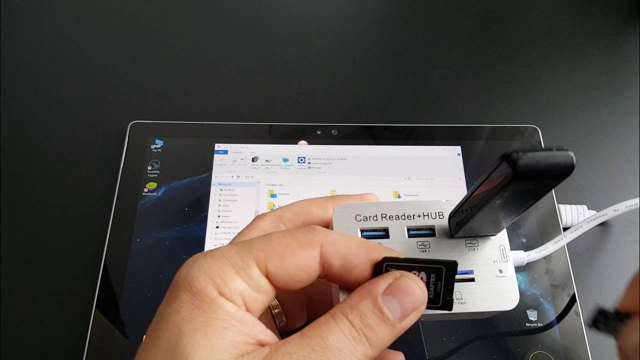 onn. Multi-Port USB Hub with SD and microSD Card Reader