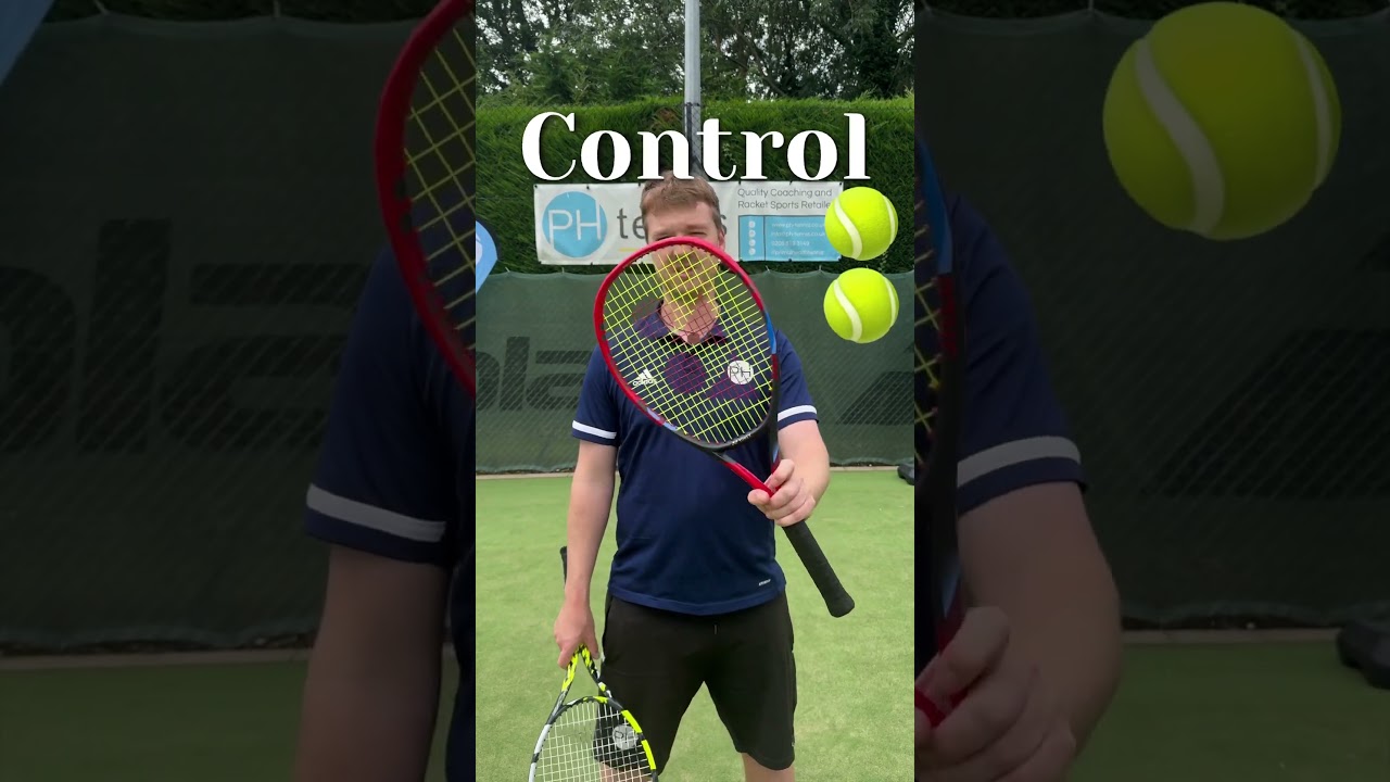 Теннисные ракетки против ракеток! Yonex VCore против Babolat Pure Aero! Кто победит? 