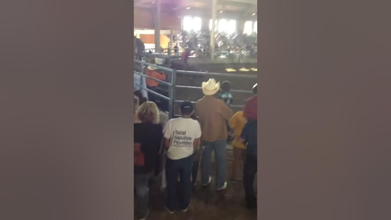 Rodeo des moines iowa YouTube