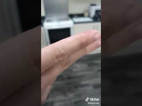 This is How You Can Make Your Fingers Vibrate Really Fast TikTok: bloke.mad
