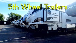 Checking out the 5th wheels |気になる大型5thホイールキャンピングトレーラーを見に行きました