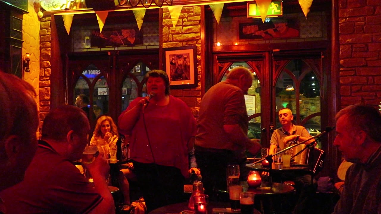 Frances Kennedy The Kingdoms Green & Gold