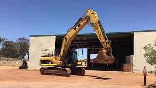 2013 Caterpillar 336DL Hydraulic Excavator with bucket