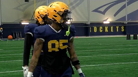 Toledo football player not letting disability slow...