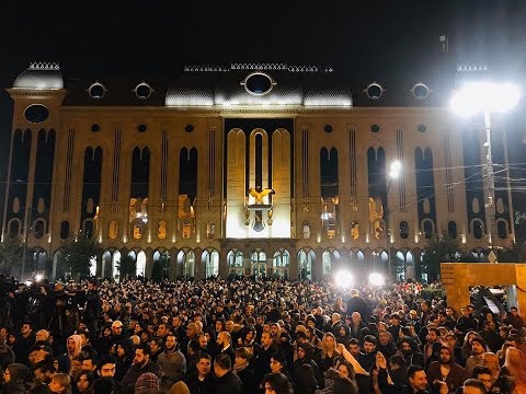ბიძინა ივანიშვილილო, შენ უკვე ხარ პოლიტიკურ ნაგავსაყრელზე - აქცია პარლამენტთან
