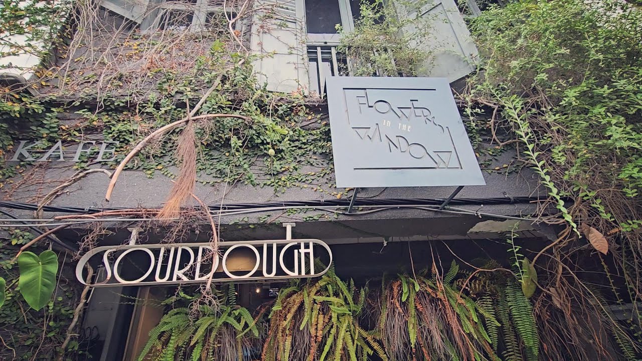 Exploring JB’s Hidden Gems ✨ Tan Hiok Nee Street, Thrift Shops & Coffee Break