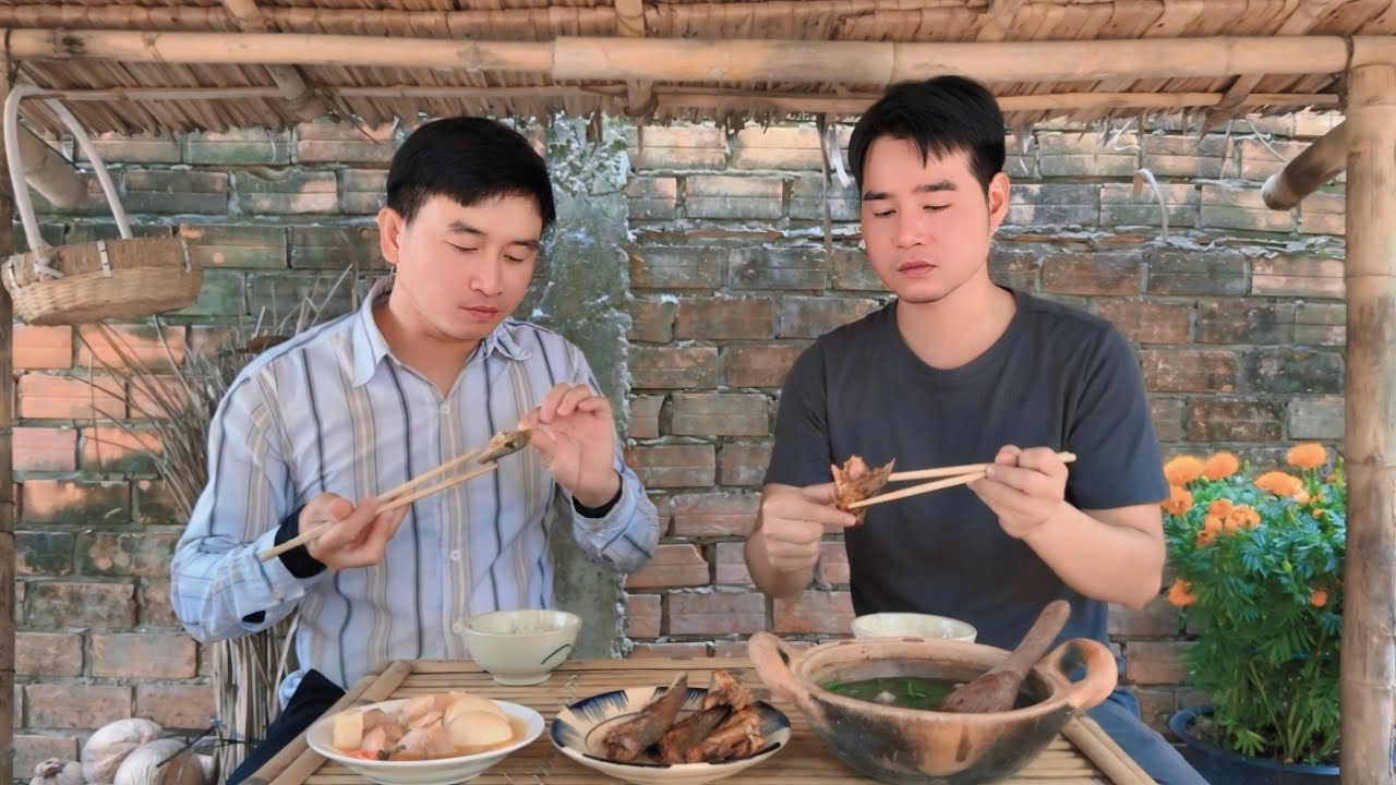 Ngày Hết Tết Với Bữa Ăn Đạm Bạc Ở Thôn Quê | Nguyễn Huy & Nguyễn Điền