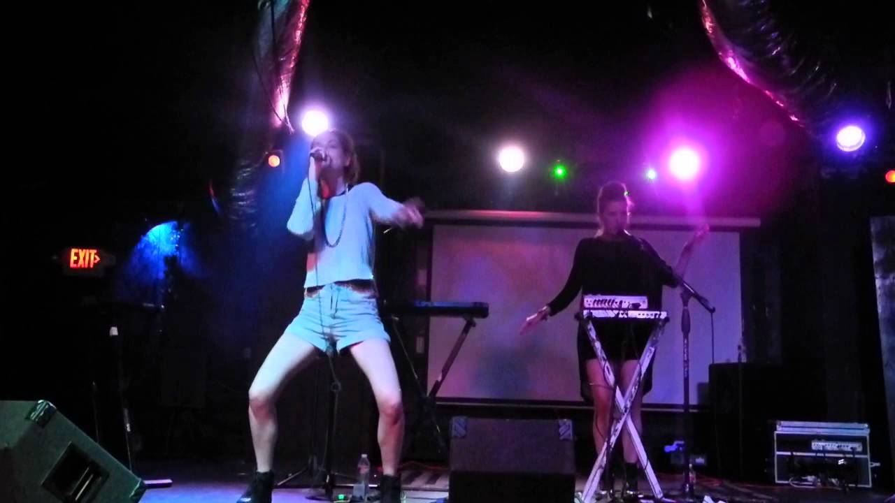 D E N A, 'Cash, Diamond Rings, Swimming Pools' Live SXSW 2013 YouTube