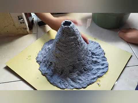 Video: Bahan apa yang membentuk gunung berapi kerucut cinder?