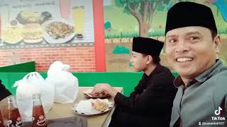 Makan Bersama Keluarga Di Sela Sela Ke Ponpen Uniq Nussantara Malang 2022 06 11 000302148