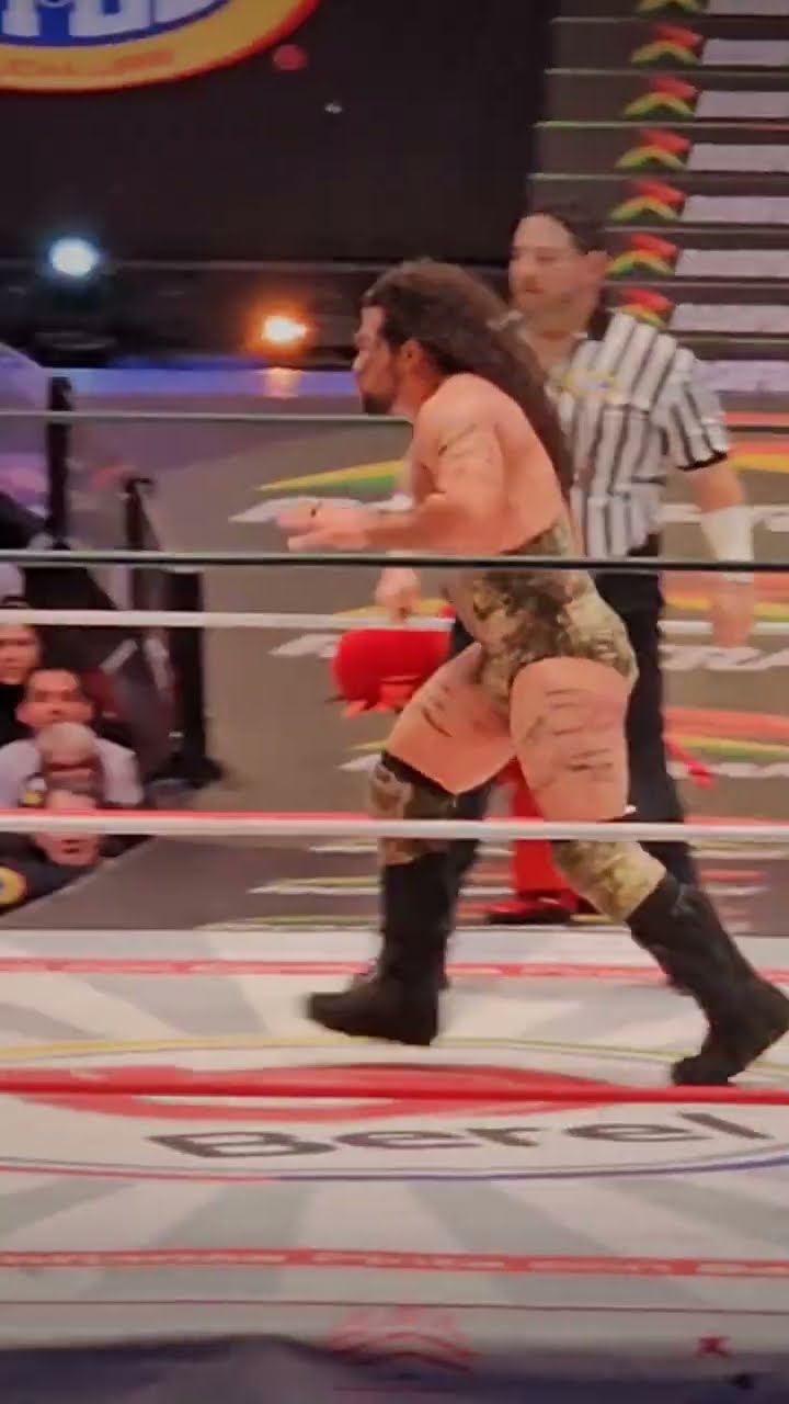 Triunfo del Bárbaro Cavernario, Averno y Mephisto en la estelar de martes de Arena México