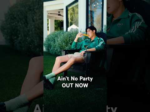 ‘AIN’T NO PARTY’🥳 OUT NOW (link in bio) #kevinwoo #sajaboys thumbnail