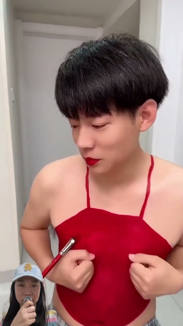 GAMBAR BAJU MERAH DI TUBUH PAPA
