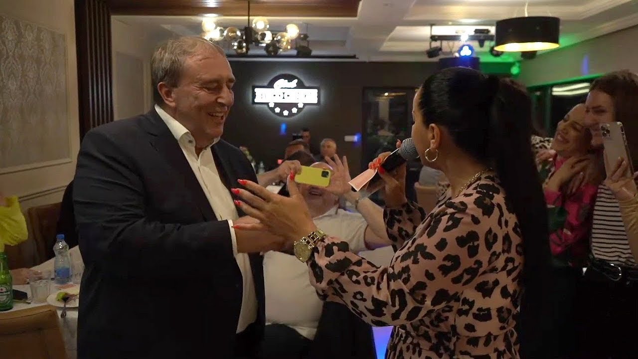 LEJLA LEKY - ZABAVA KOD MILENKA | IZVORNO NARODNI KOKTEL MIX | STECO CENTAR (UZIVO)