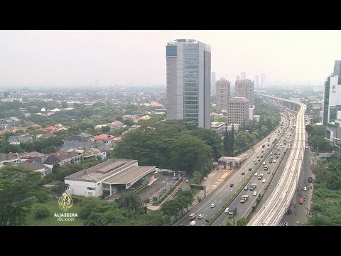 Video: Vrijeme i klima na Borneu