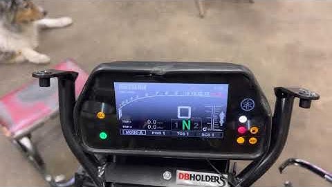 2015 R1, “err” on dash