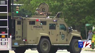 Standoff with armed robbery suspect comes to peaceful end in Cranston
