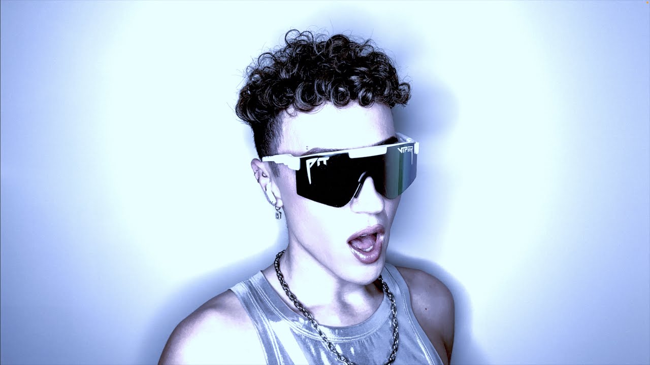 Britney Spears - Till The World Ends (Cover by Marcos Veiga)