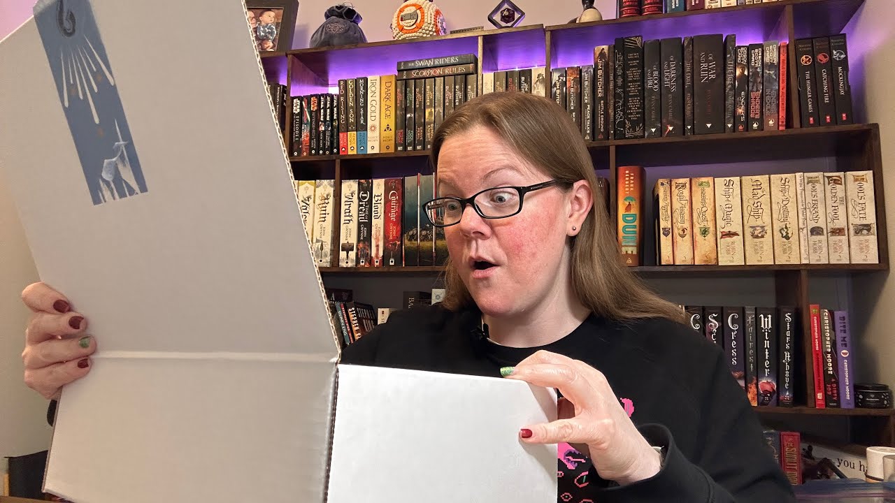 I bought Pen Chalet's MYSTERY box! Fountain pen and ink surprise!