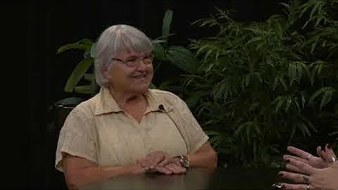 Arts Alive host Courtney Terry talks with artist P...