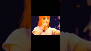 Hayley Williams of paramore ❤️ #concert #paramore #live