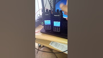 Deux md380 avec patches logo boot