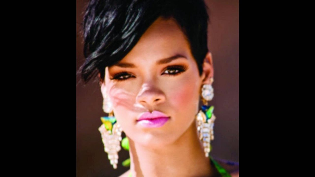 Рианна rehab. Rihanna rehab ft. Рианна в очках из жемчуга. Rihanna rehab перевод. Видео в гиф.