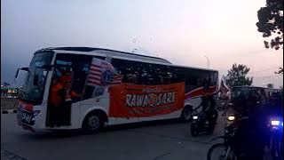 puluhan bus jakmania keluar tol sentul menuju pakansari ( rans vs persija )