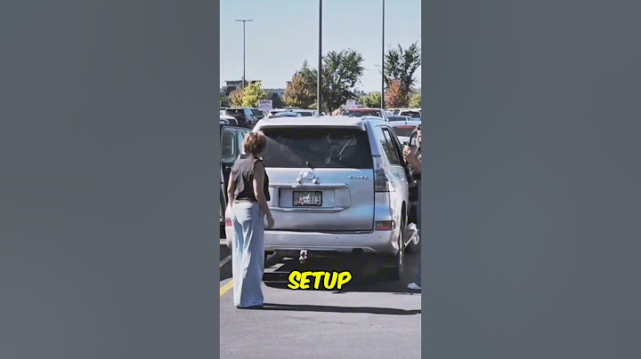 Prank With Cart And Her Mom 😆