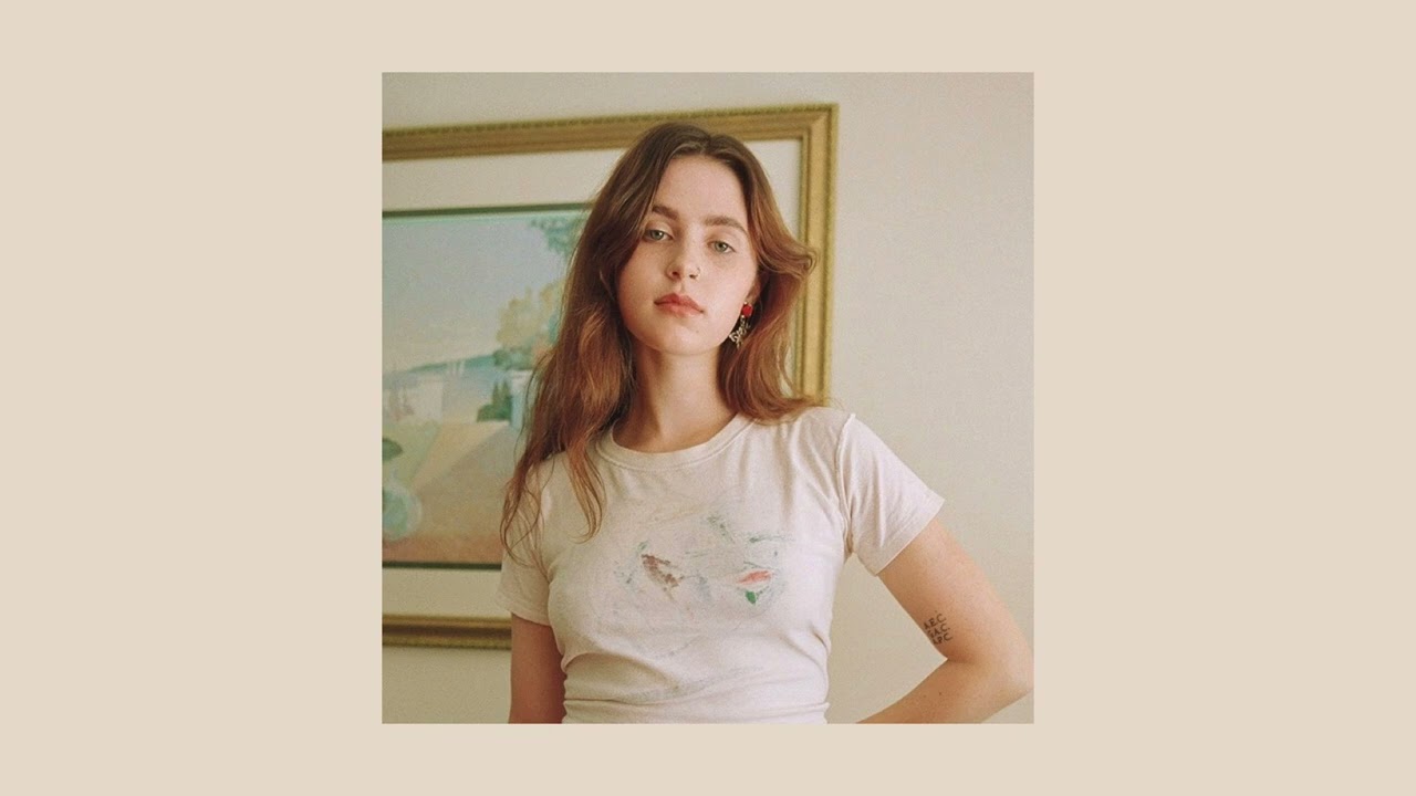 Clairo Sling - YouTube