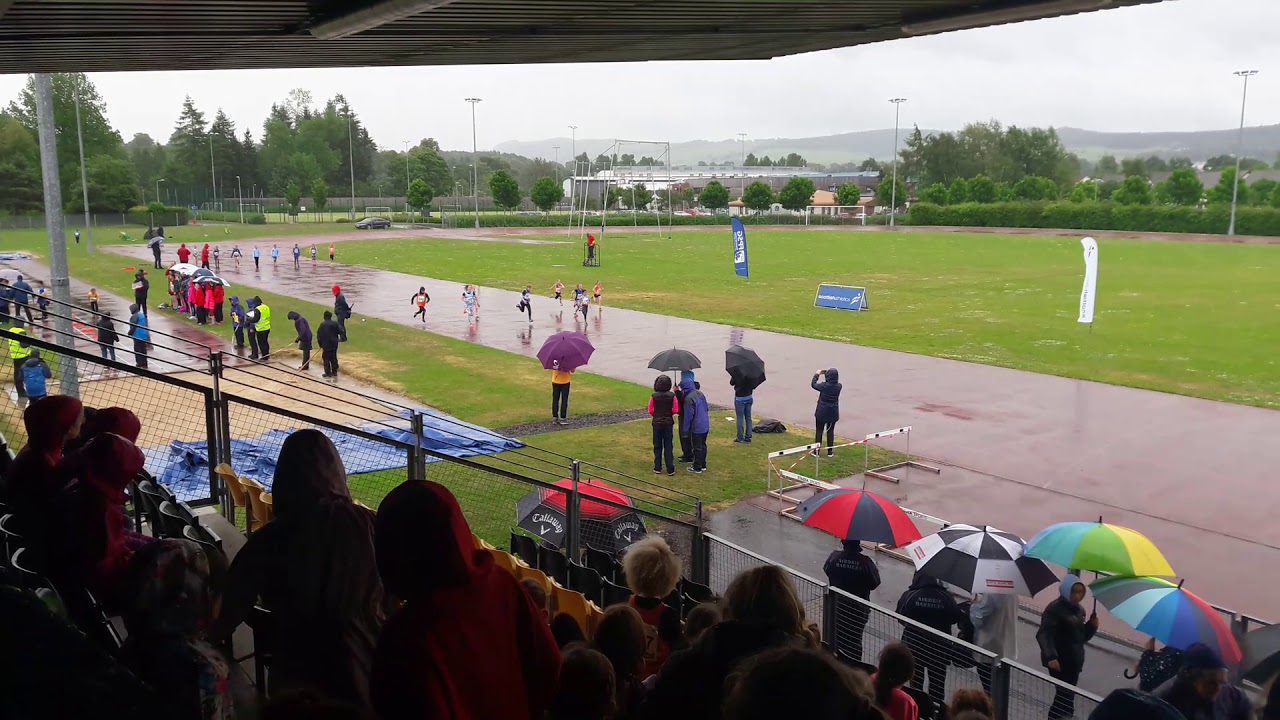 75m Superteams Girls B 75m - YouTube