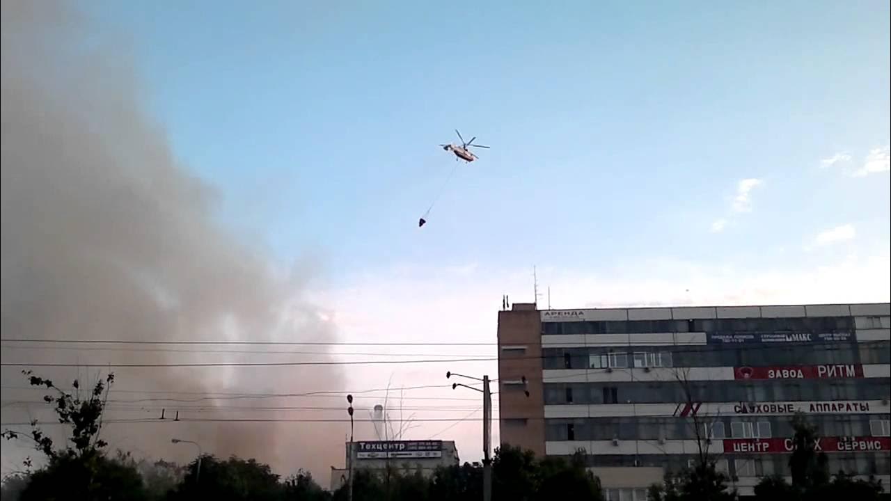 Пожар в москве сегодня на севере в отрадном. Пожар на проспекте вернадского сейчас. Пожар на ильменском проезде. Пожар в москве вчера. В ротково горел автосервис.
