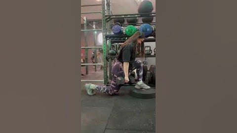 Front foot elevated split squat - glute focused