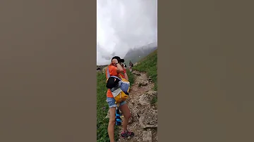 აბუდელაურის ტბებზე მიმავალი გზა Mountains Travel 