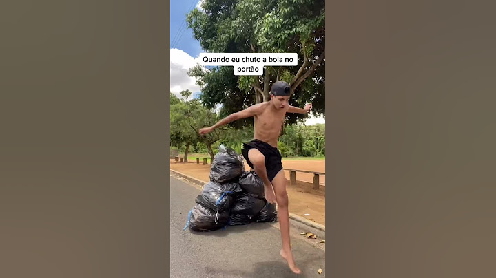 quando a bola bate na casa do vizinho