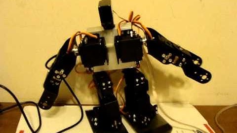 Arduino Uno 9 DOF Humanoid robot