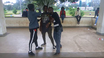 Yemi alade-knack am (choreography by @danesigns)