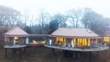 Chewton Glen - AMAZING TREEHOUSE IN THE WOODS
