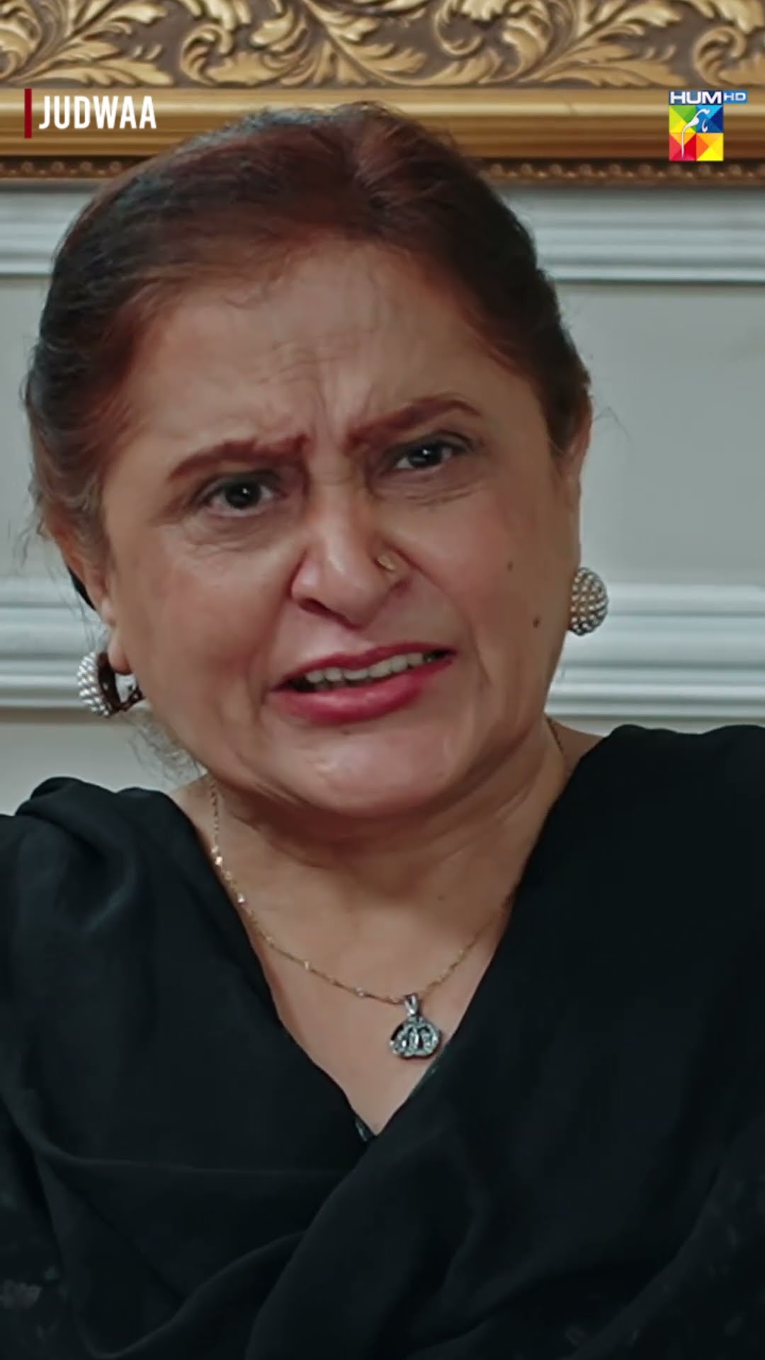 Rakshi Ki Waja Se Sab Barbad Hogaya...! #ainaasif #adnanrazamir #shortsfeed #judwaa #pakistanidrama