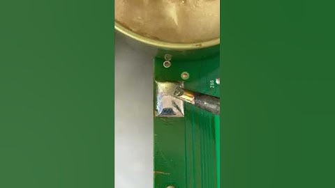 use flux for smooth soldering. #solderingtips #solderingtutorial #solderingtool #diyelectronics