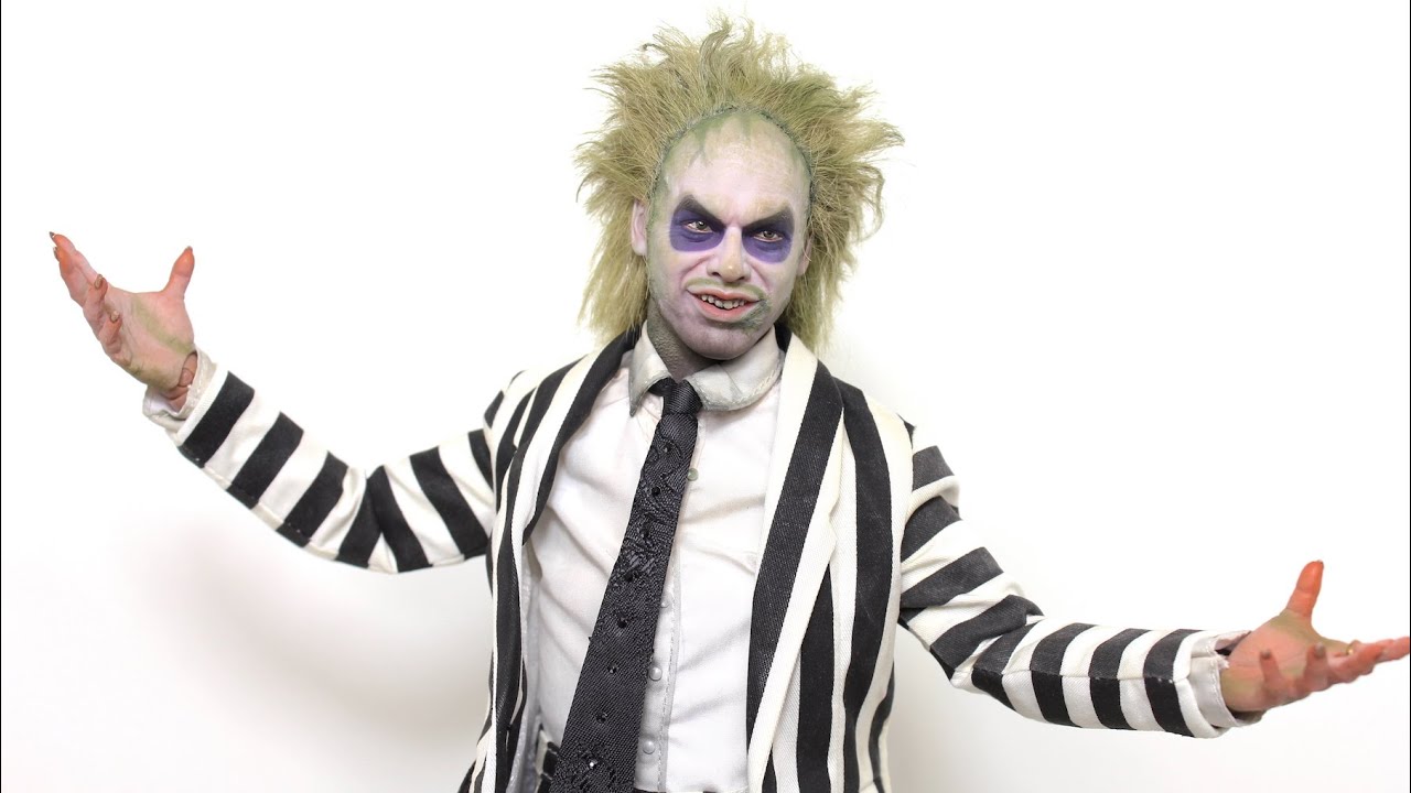 Sideshow Collectibles BEETLEJUICE Sixth Scale Figure Review - YouTube