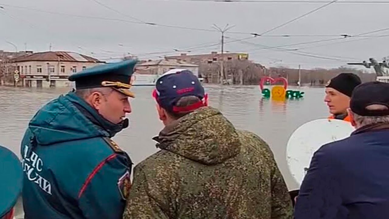 Военные присоединились к устранению паводков в Оренбуржье