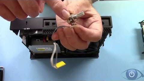 Fit a fan controller mod to an Xbox One