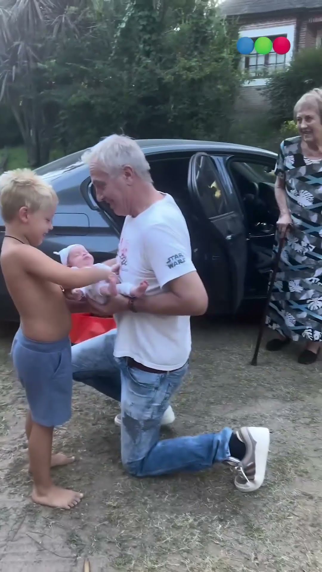 Así fue el primer encuentro de Mirko con su hermana Milenka ❤️