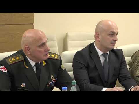 ირაკლი ღარიბაშვილი სამხედრო ატაშეებს შეხვდა