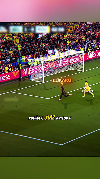 O melhor gol de Lukaku em impedimento? 😳