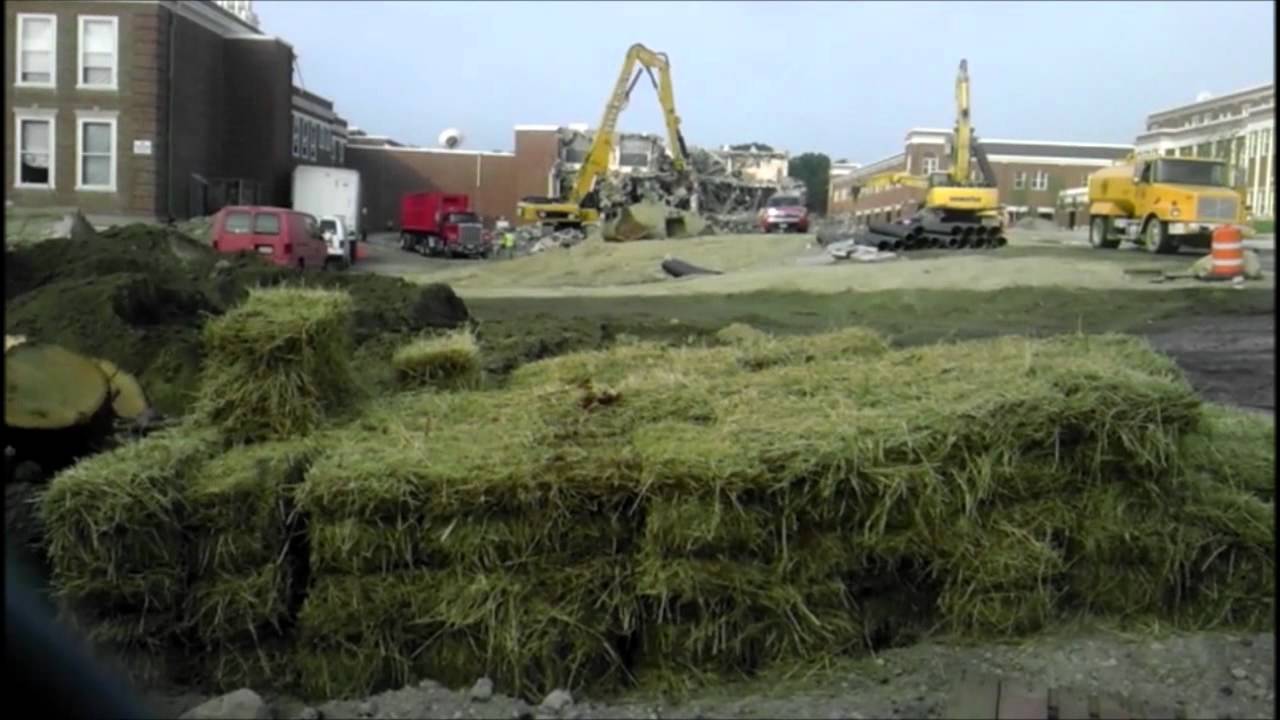 Demoltion of the old west wing at the old norwood high school