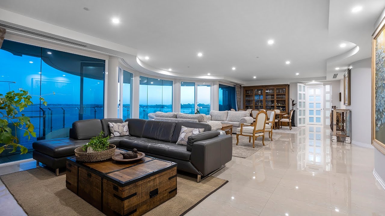 4/22 Mounts Bay Road, Crawley