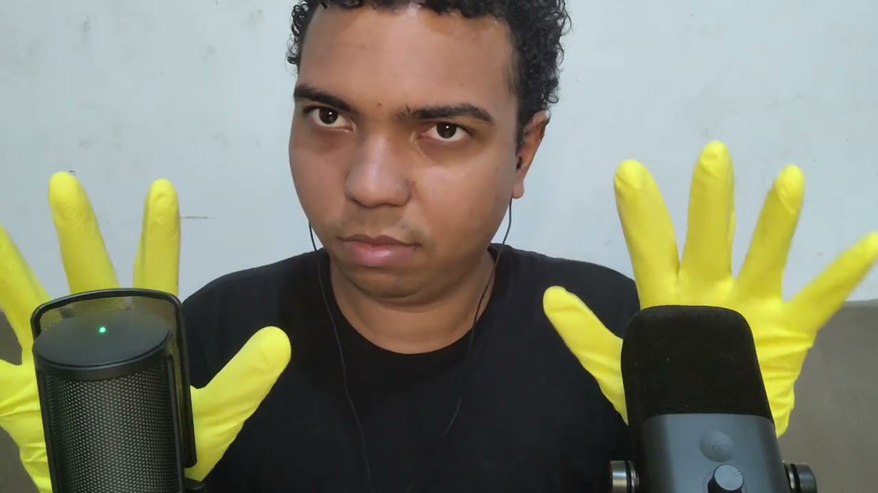 ASMR (ear to ear) com 2 microfones - (sons com luva de latex - cubo mágico - plástico bolha )
